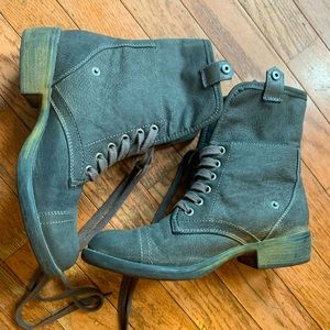 Rocketdog boots size 6.5